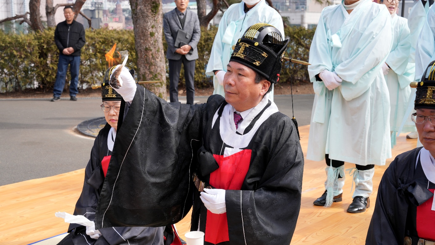 제12회 칠성봉(七星峰) 기원제 봉행.. 시민 안녕과 국제행사 성공 기원