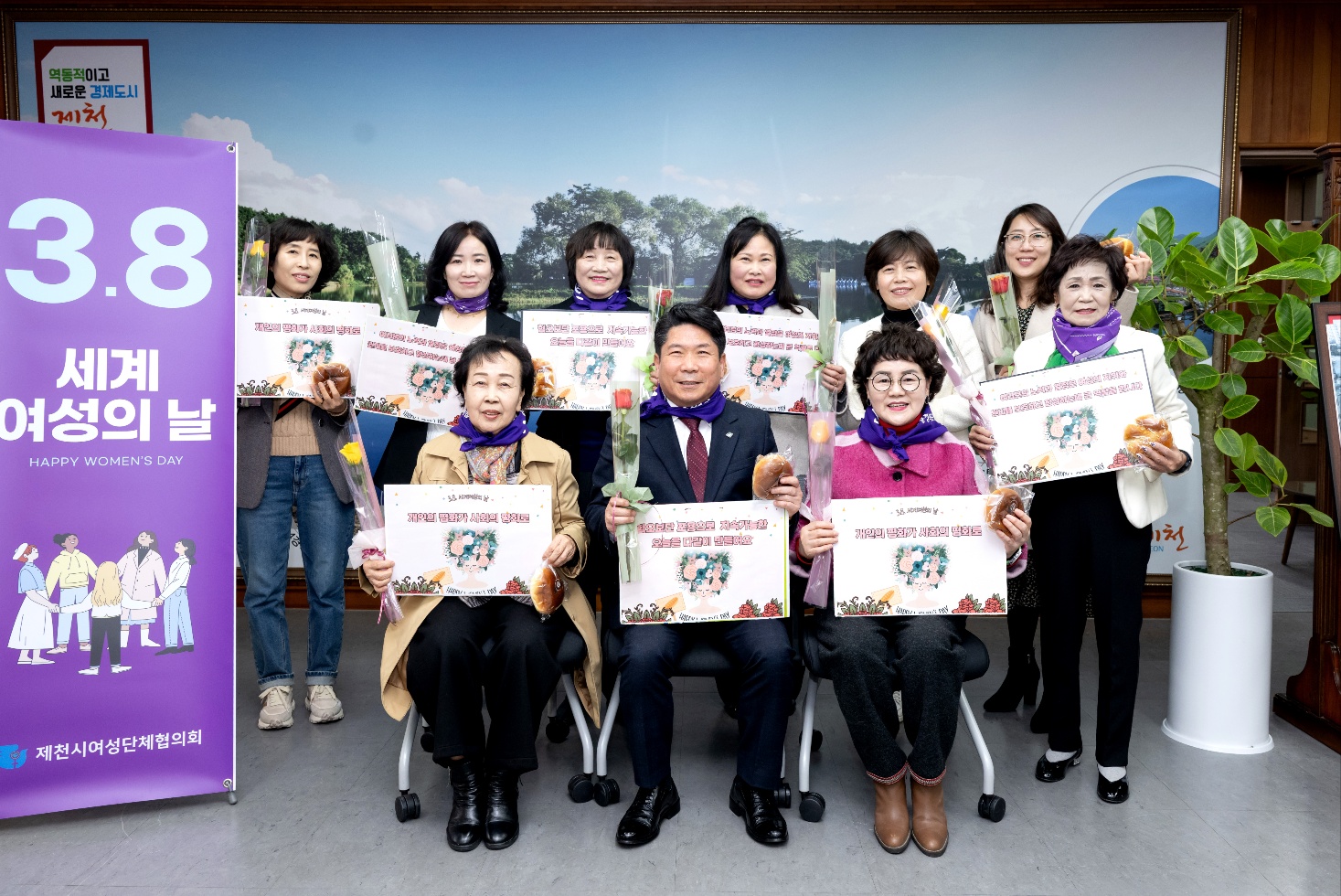 제천시여성단체협의회, 3.8 세계여성의날 챌린지 동참... "김춘남 회장, 일∙가정 양립 중요해"