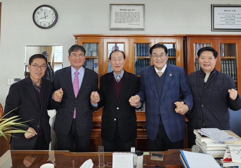 범시민추진위, 이원종 전 대통령 비서실장 면담 (1)