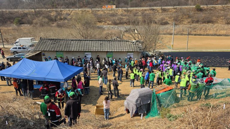 제천시, 제81회 식목일 기념 나무심기 행사 개최 (2)